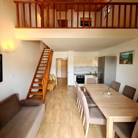 Apartments Dupin Baška Eksteriør billede