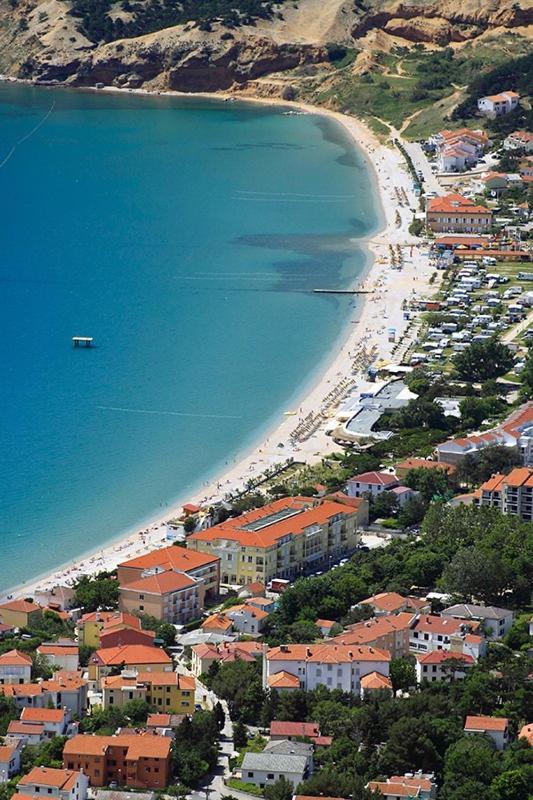 Apartments Dupin Baška Eksteriør billede