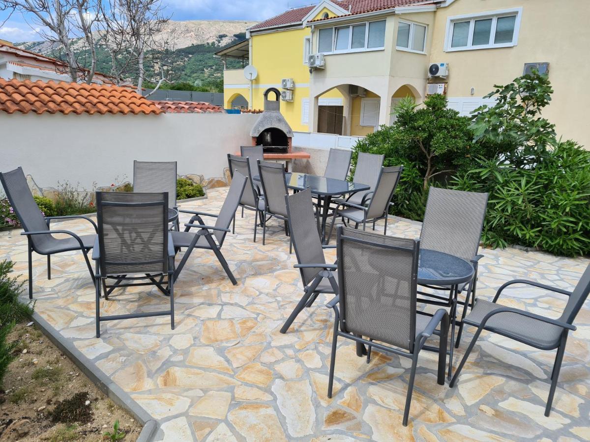 Apartments Dupin Baška Eksteriør billede