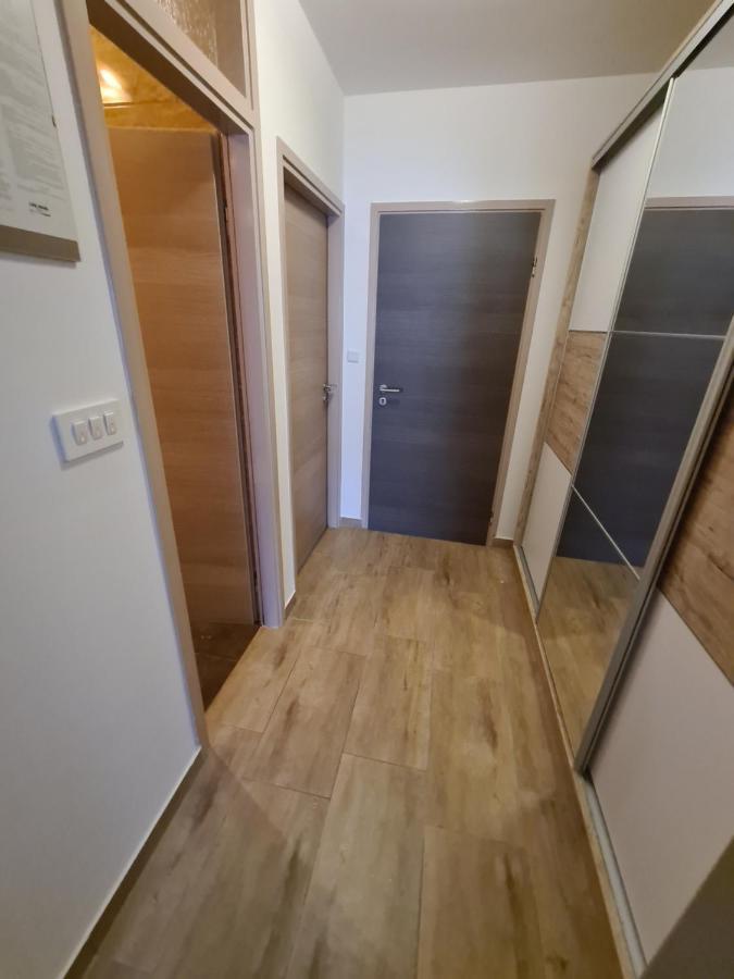 Apartments Dupin Baška Eksteriør billede