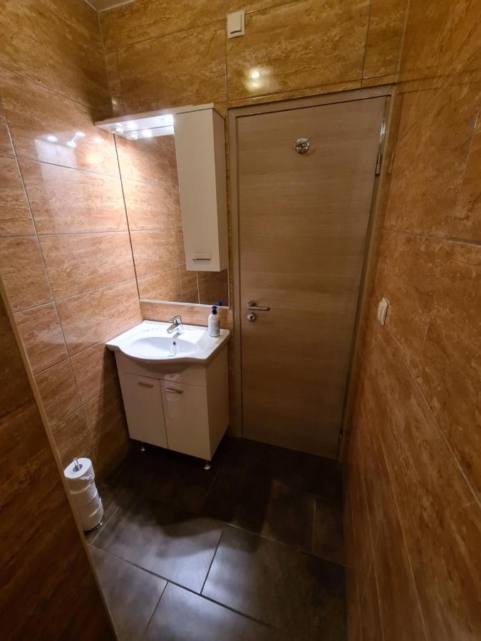 Apartments Dupin Baška Eksteriør billede