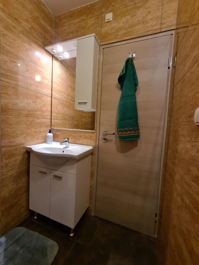 Apartments Dupin Baška Eksteriør billede