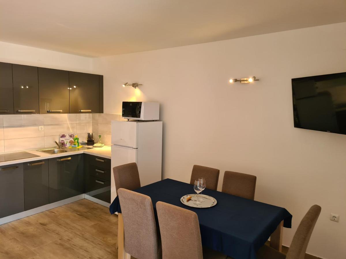 Apartments Dupin Baška Eksteriør billede