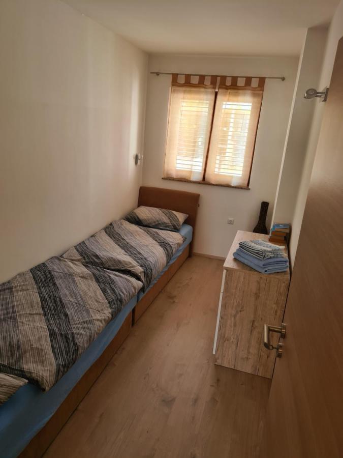 Apartments Dupin Baška Eksteriør billede